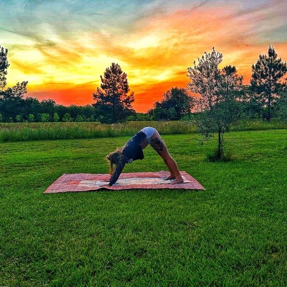 Meet your Posher, Tyleigh - Picture 9 of 9